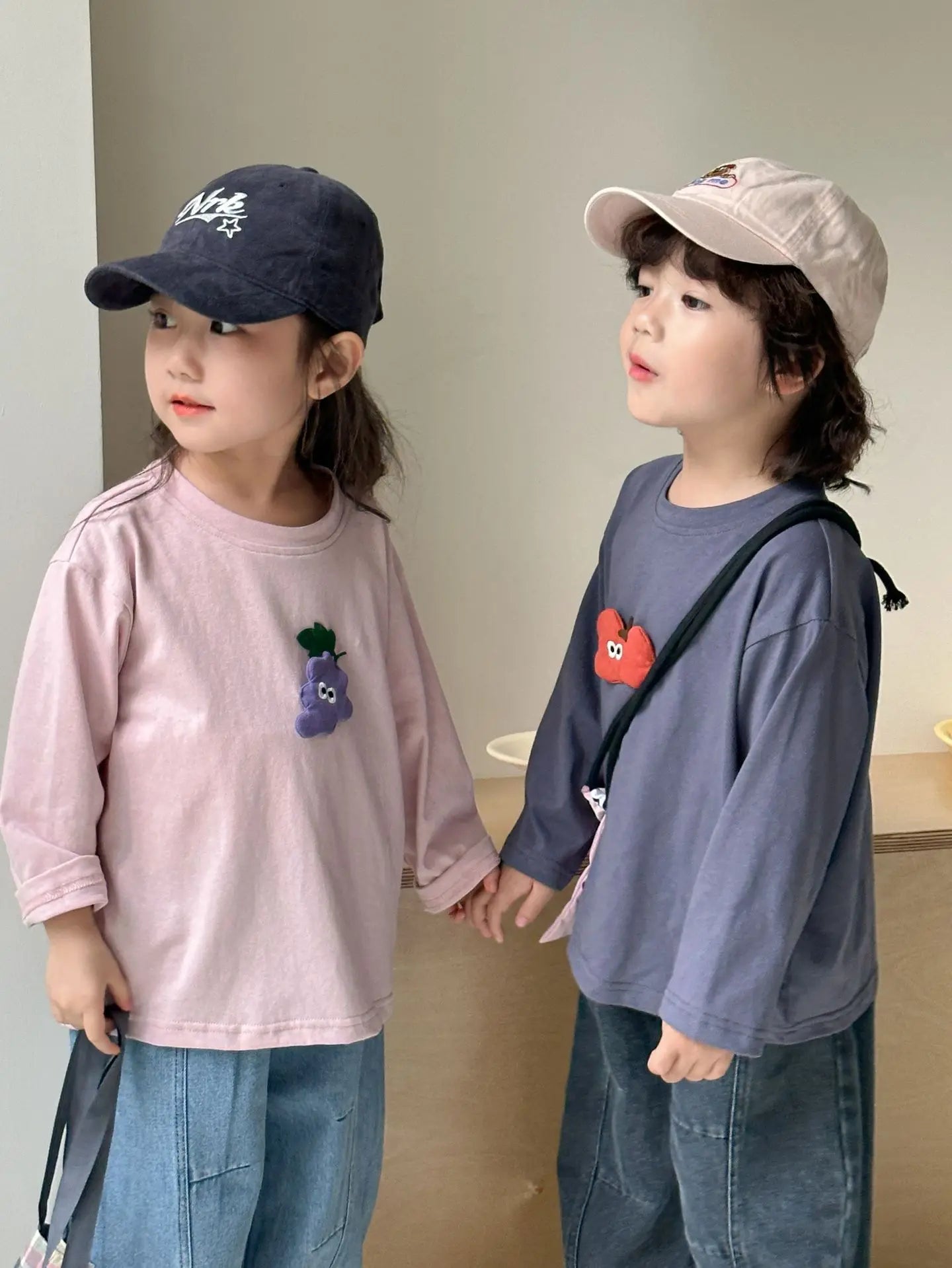 2025 Spring New Children Long Sleeve T Shirts Cotton Girls Cute Cartoon Tees Boys Casual Bottoming Shirts Solid Kids Clothes