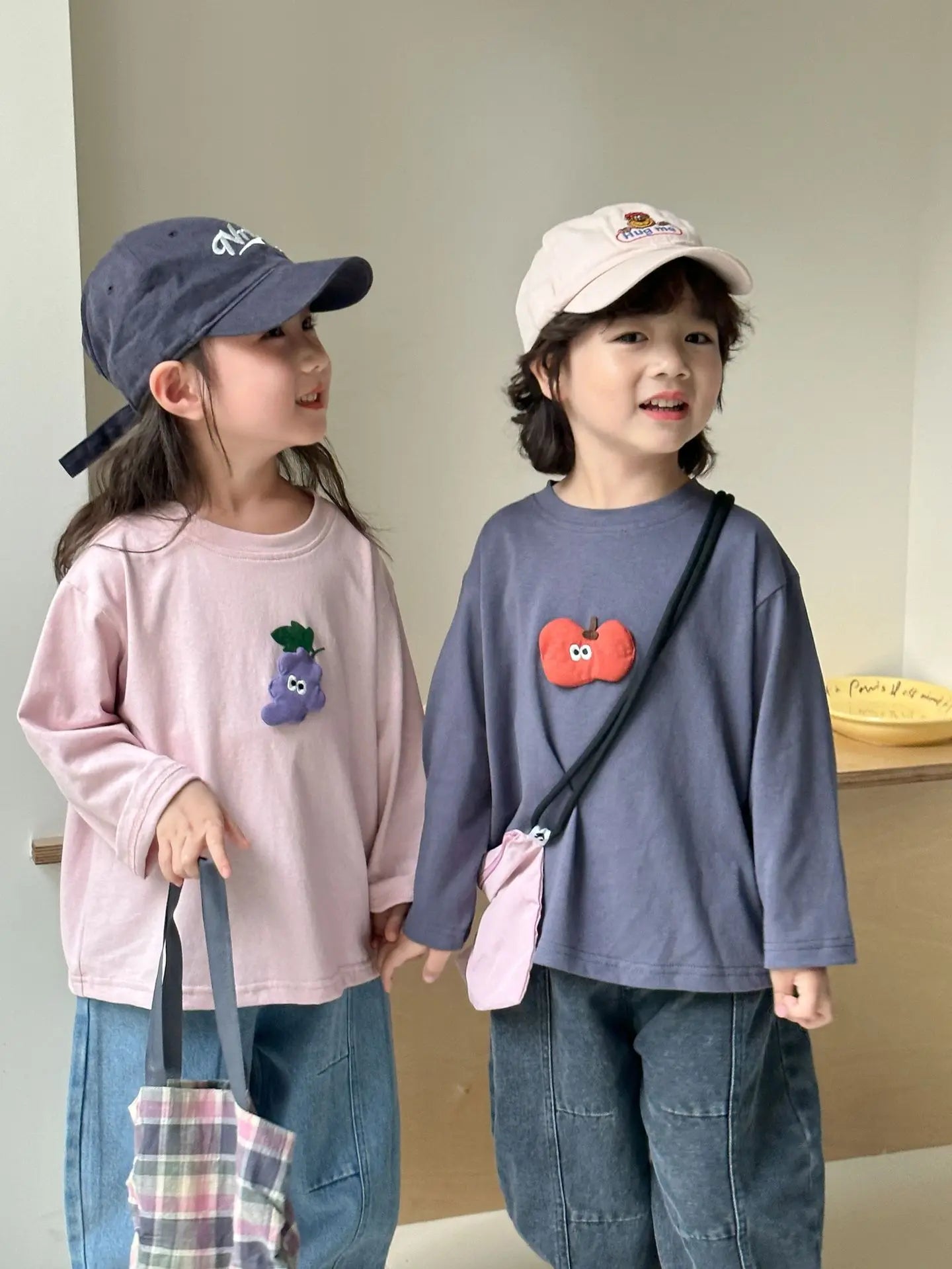 2025 Spring New Children Long Sleeve T Shirts Cotton Girls Cute Cartoon Tees Boys Casual Bottoming Shirts Solid Kids Clothes